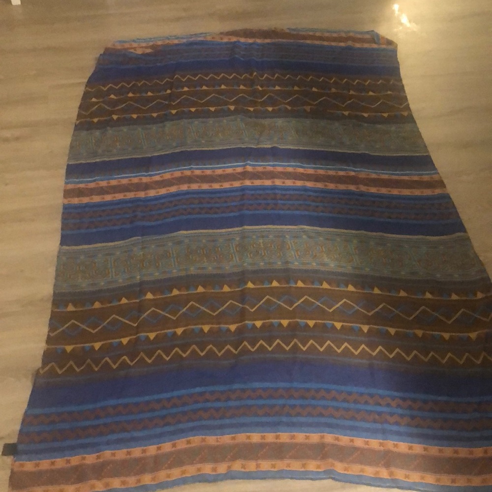 Theodora & Callum Scarf